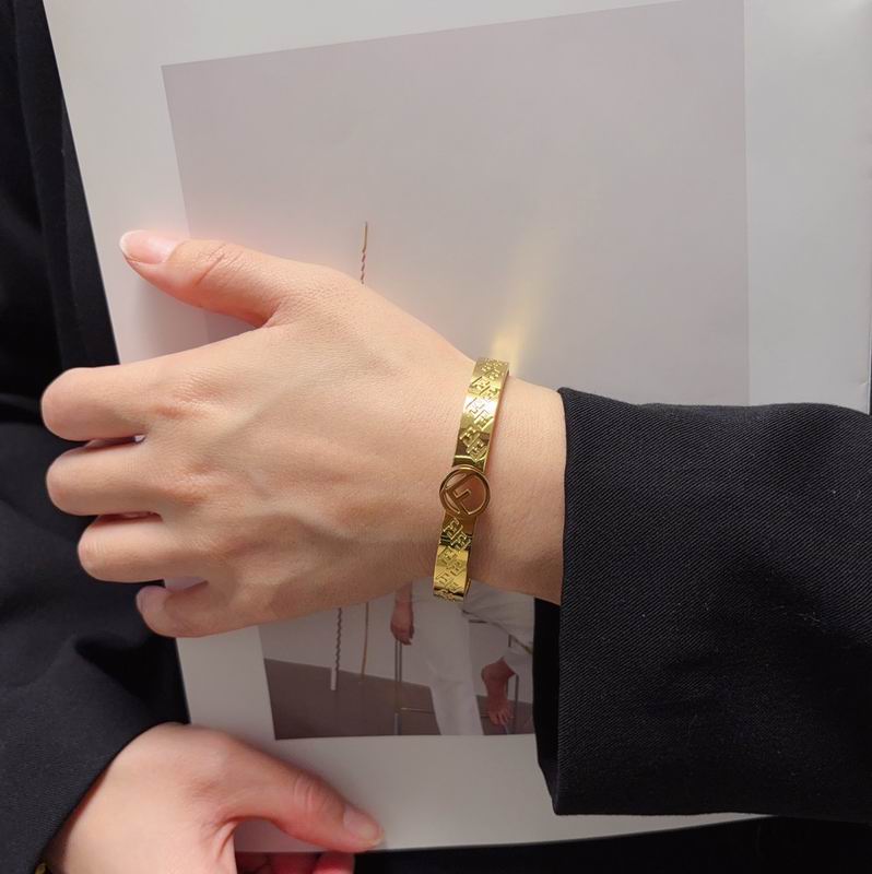 Fendi bracelet 05yxh01 (8)