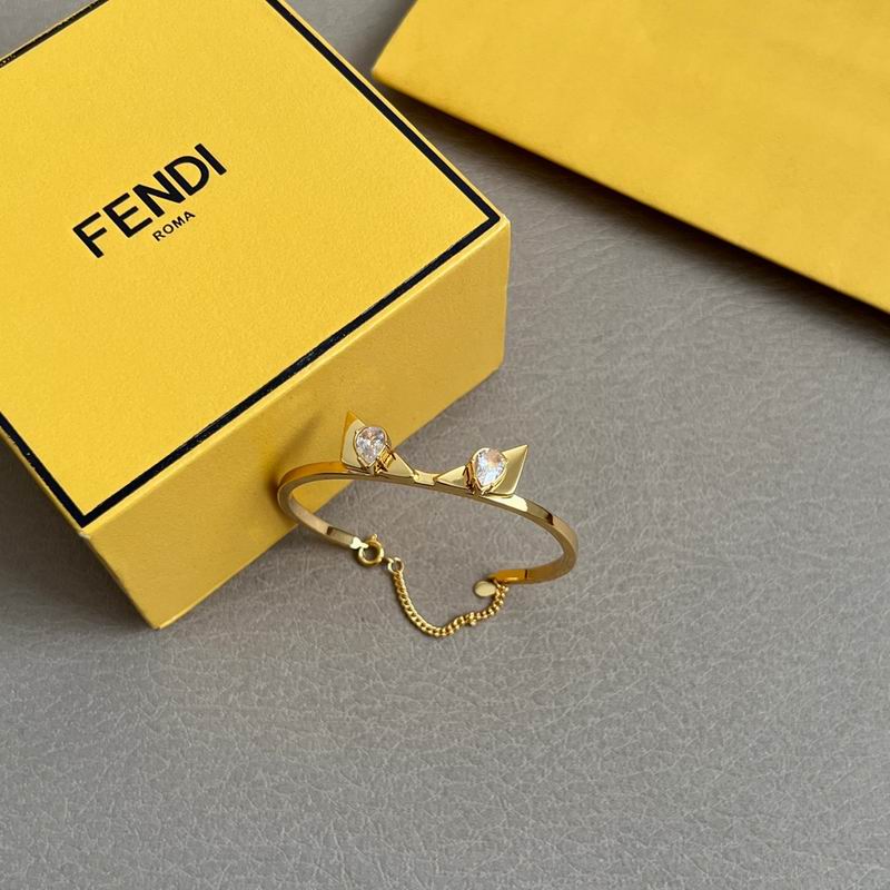 Fendi bracelet 05yxh03 (1)