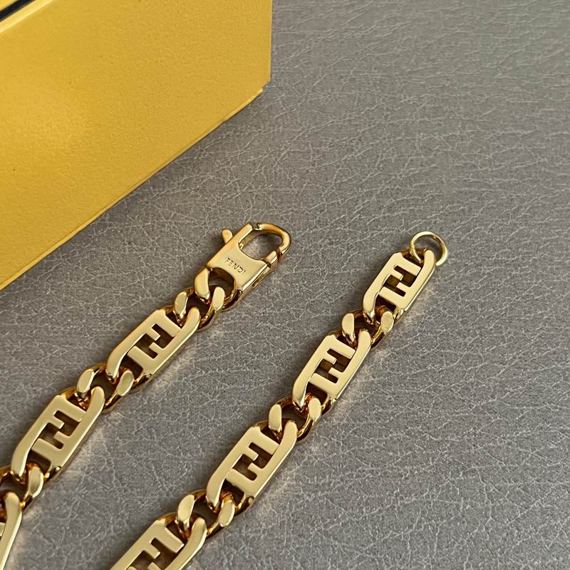 Fendi bracelet 06yxh01 (5)