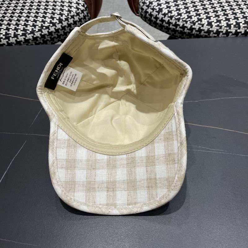 Fendi cap (120)