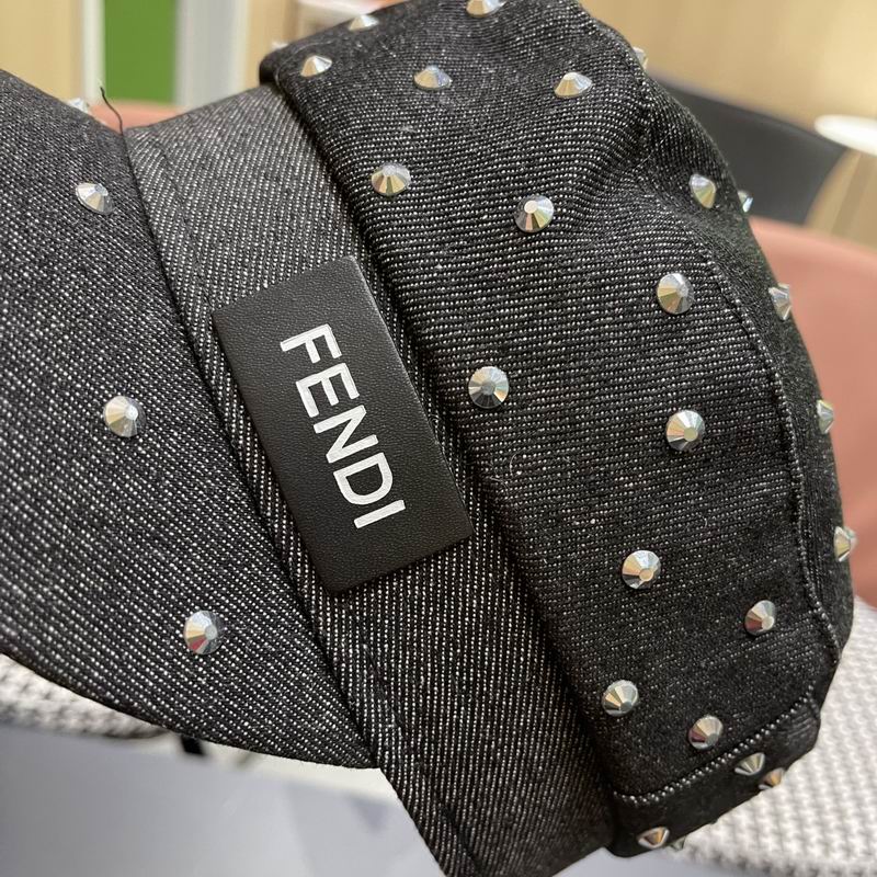 Fendi cap (4)