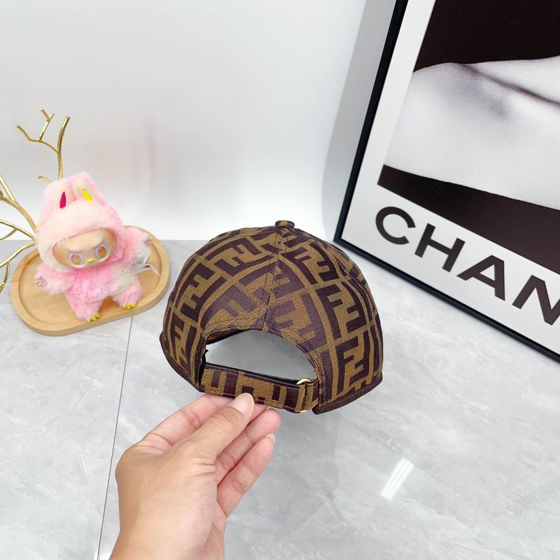 Fendi cap dx (56)