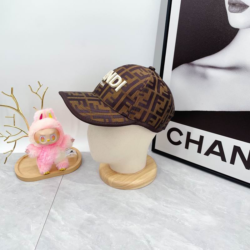 Fendi cap dx (60)