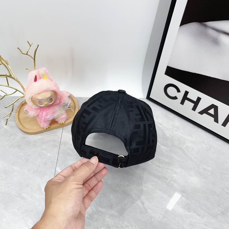 Fendi cap dx (65)