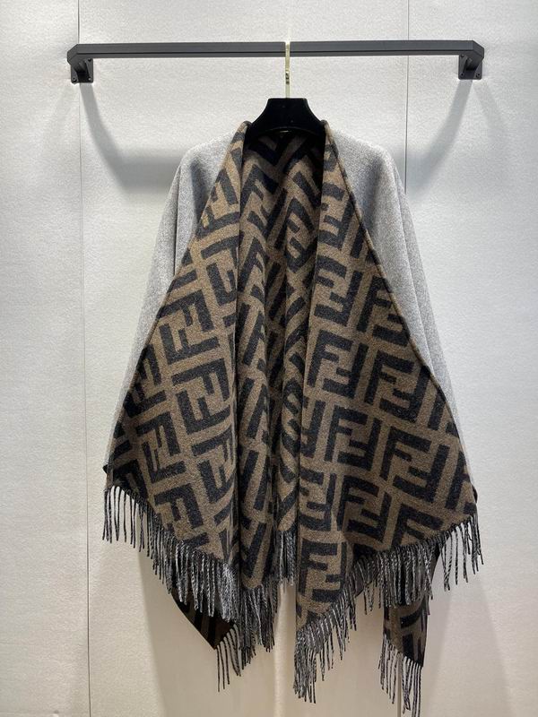 Fendi cloak 140X150cm E (2)