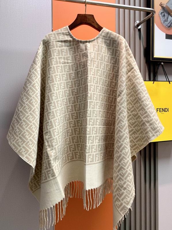 Fendi cloak E (3)