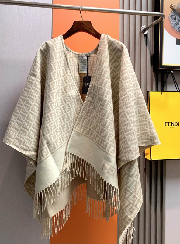 Fendi cloak E (6)