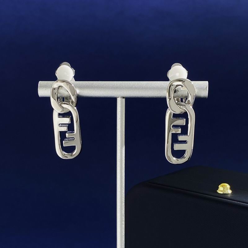 Fendi earring 05yxh09 (1)