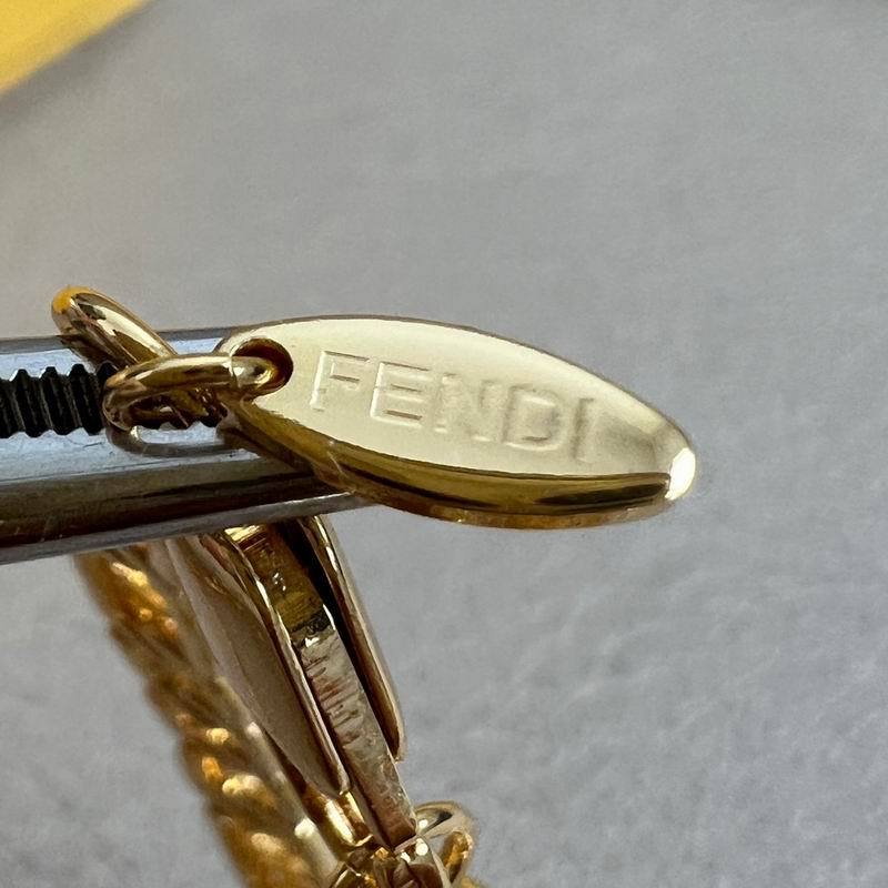 Fendi earring 06yxh03 (5)