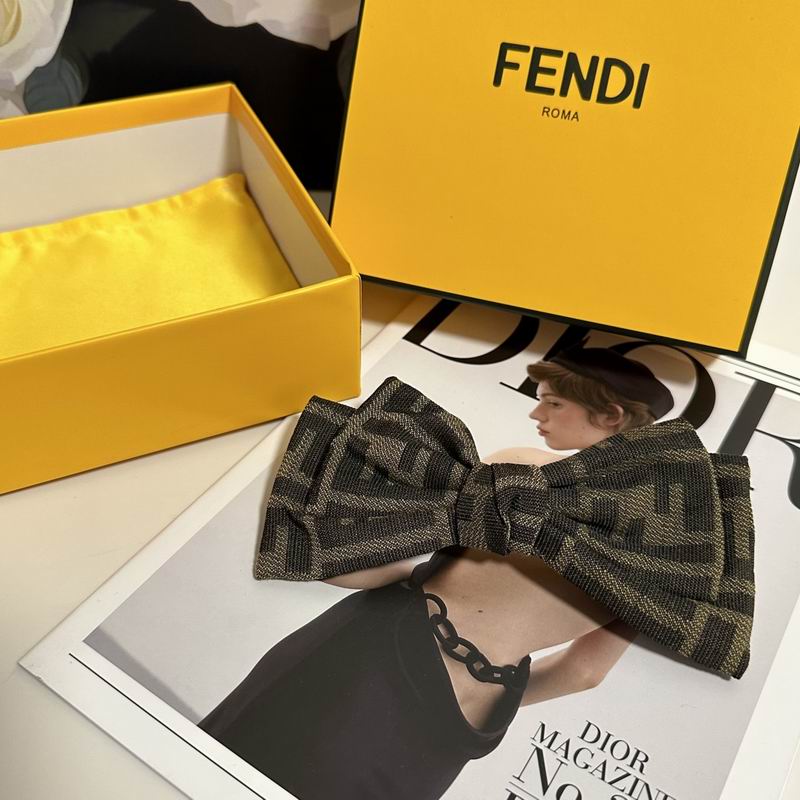 Fendi hairpin hh (6)