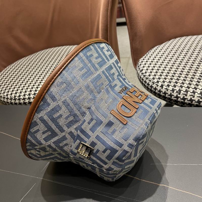 Fendi hat  (29)