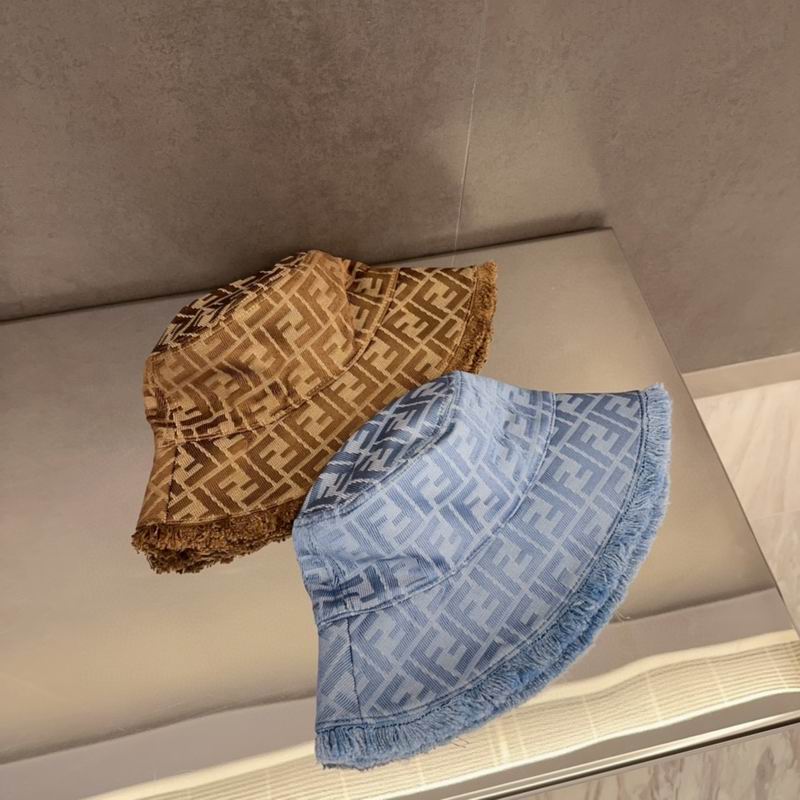 Fendi hat dx (1)