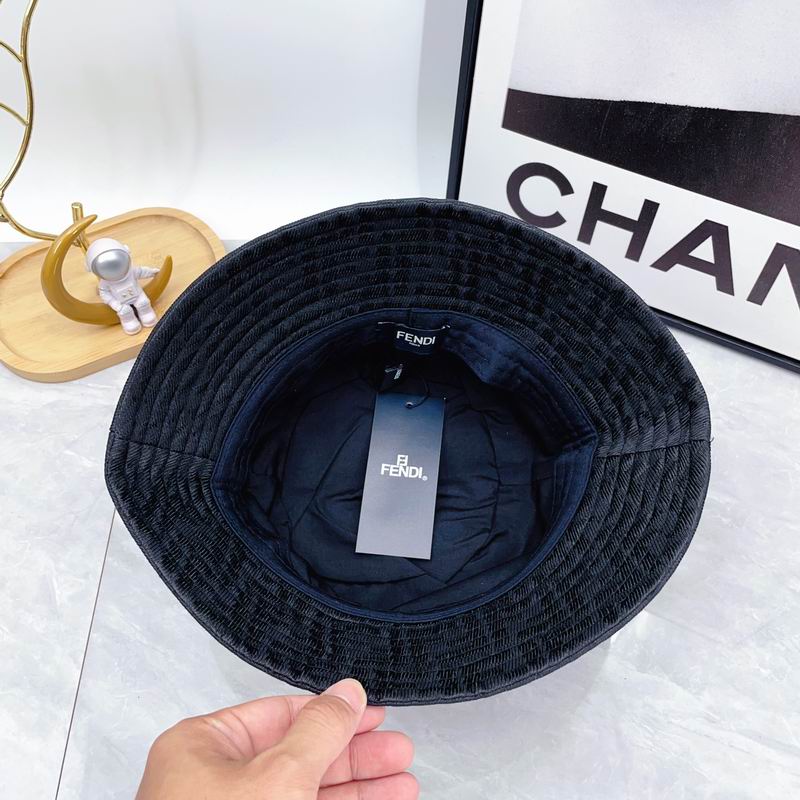 Fendi hat dx (1566)