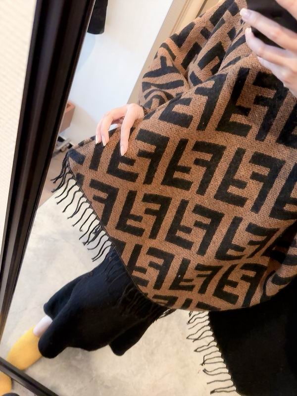 Fendi scarf 140X140cm E (3)