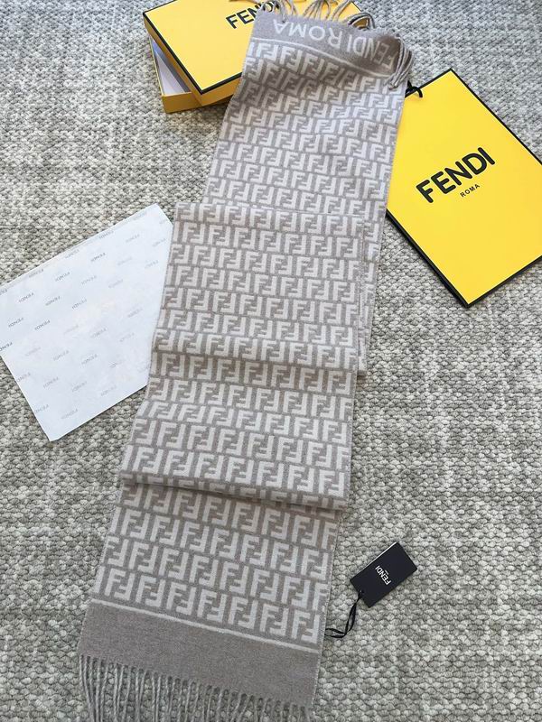 Fendi scarf 30X180cm 80%羊毛 20%羊绒 E (11)