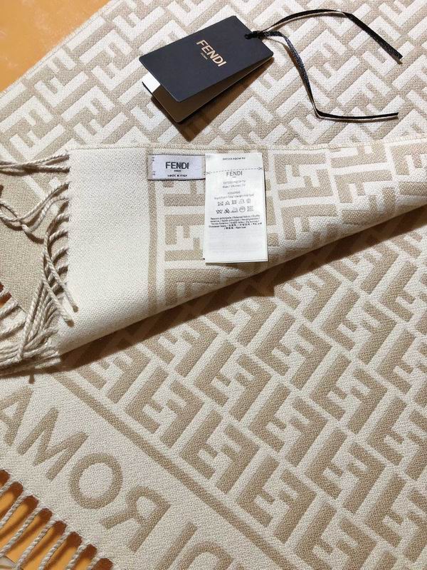 Fendi scarf 32X200cm 80%羊毛 20%羊绒 E (10)