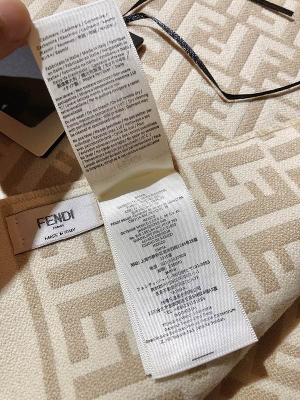 Fendi scarf 32X200cm 80%羊毛 20%羊绒 E (11)