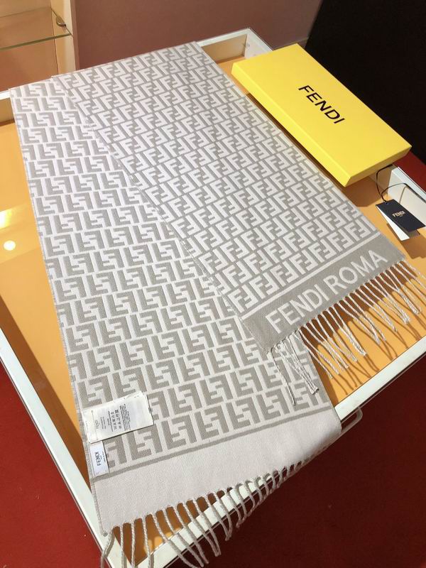 Fendi scarf 32X200cm 80%羊毛 20%羊绒 E (21)