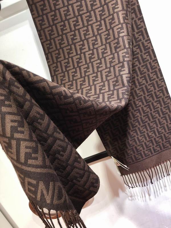 Fendi scarf 32X200cm 80%羊毛 20%羊绒 E (7)