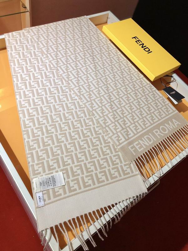 Fendi scarf 32X200cm 80%羊毛 20%羊绒 E (8)