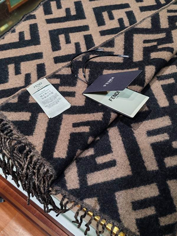 Fendi scarf 45X170cm 100%羊绒 E (1)