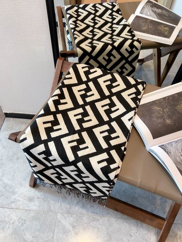 Fendi scarf 50X180cm 100%羊毛 E (10)