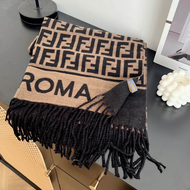 Fendi scarf E (14)