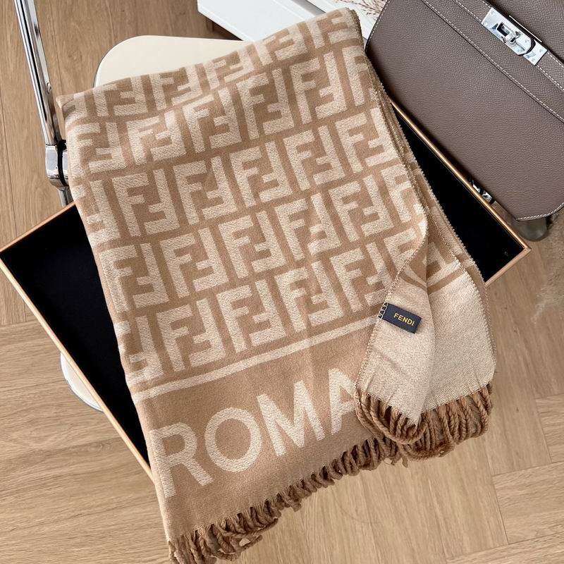Fendi scarf E (4)