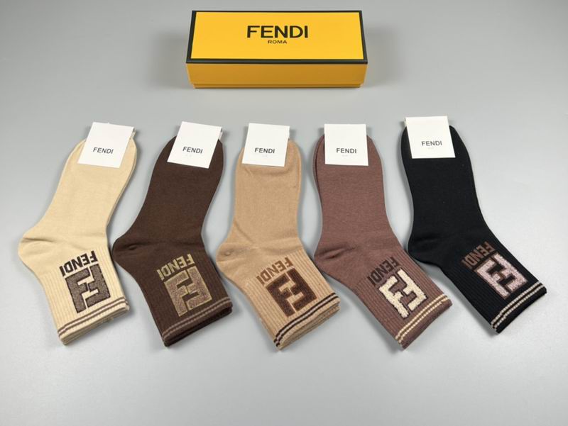 Fendi socks (1)