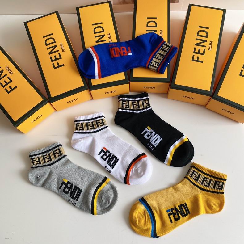 Fendi socks (1)