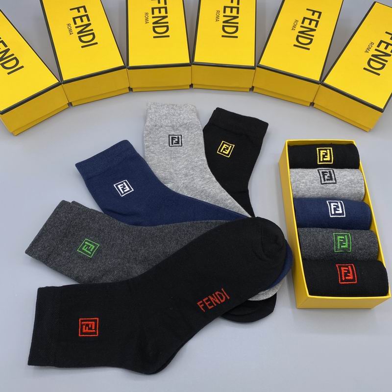 Fendi socks (2)
