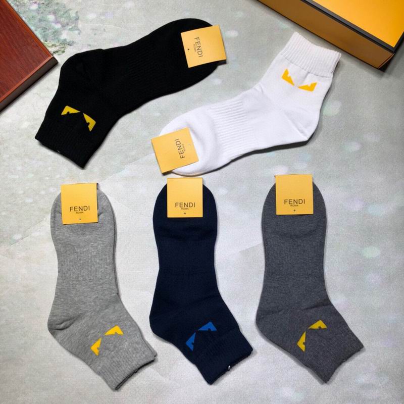 Fendi socks (2)