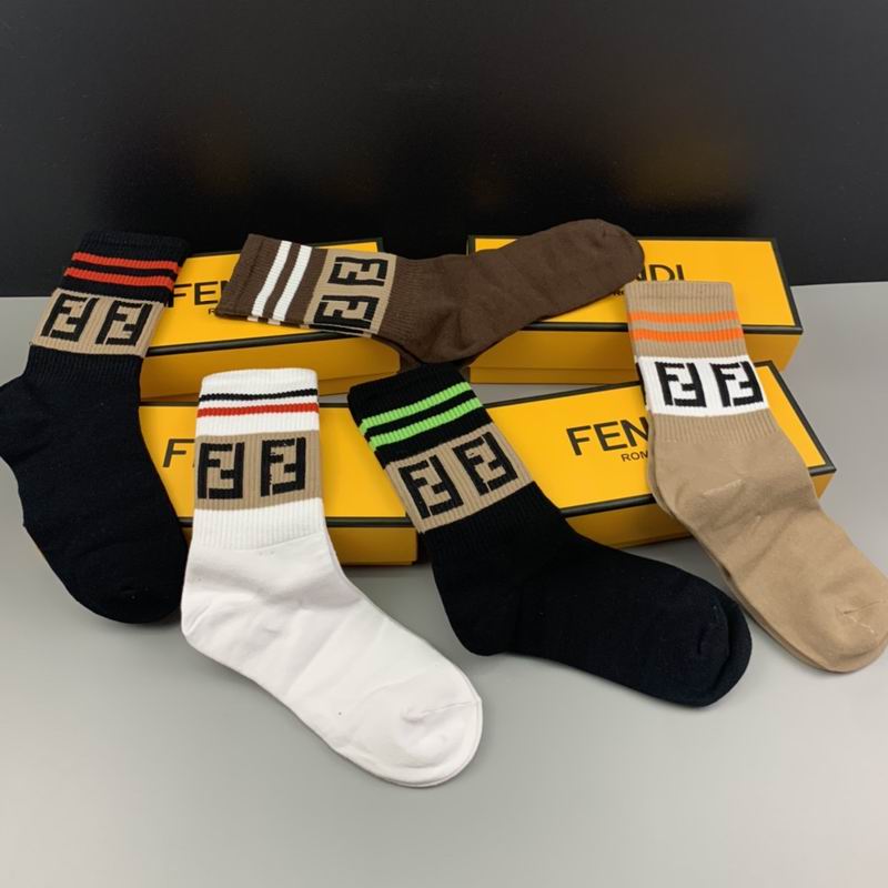 Fendi socks (4)