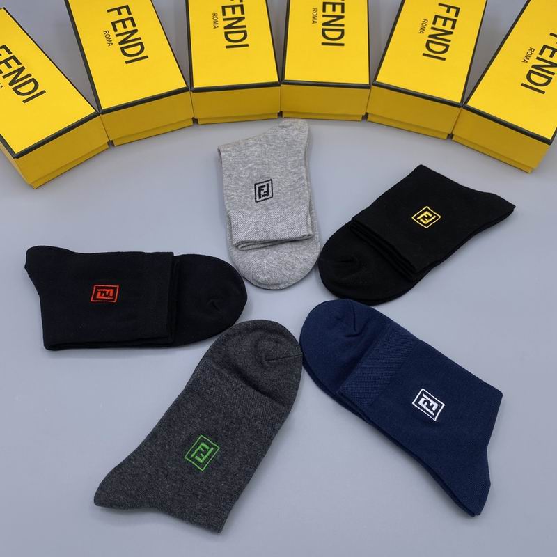 Fendi socks (4)