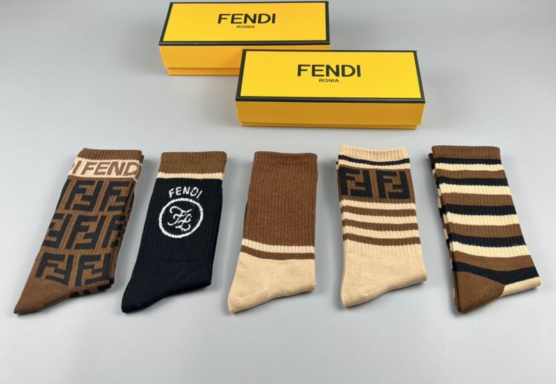 Fendi socks (5)