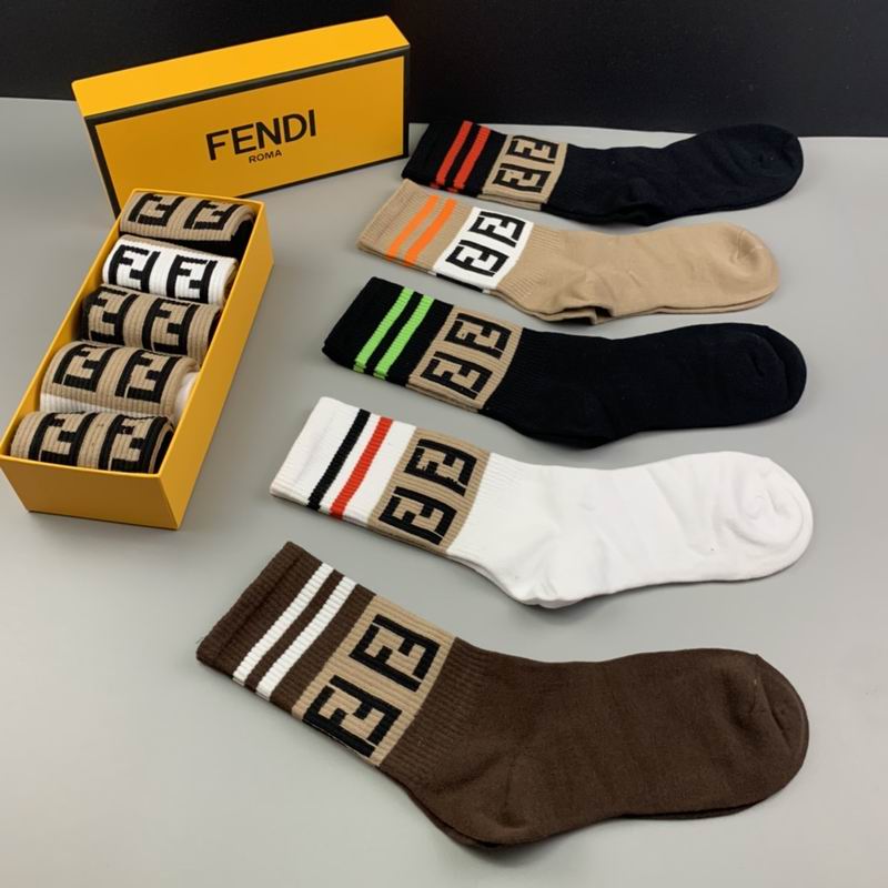 Fendi socks (5)