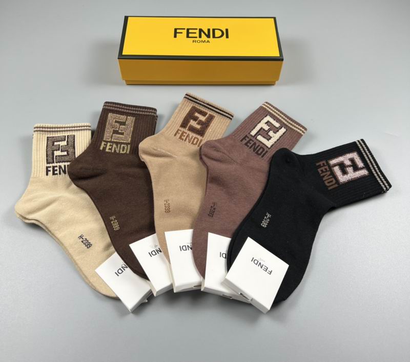 Fendi socks (5)