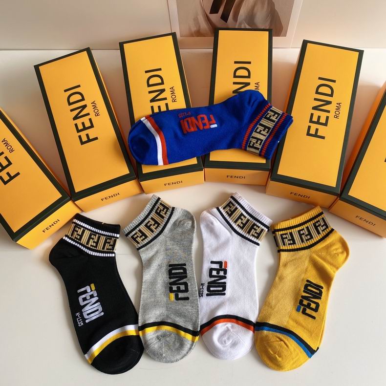 Fendi socks (5)