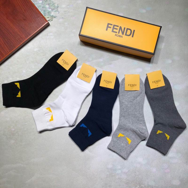 Fendi socks (5)