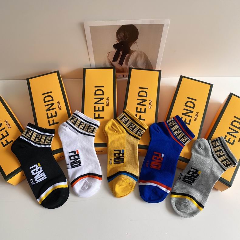 Fendi socks (6)