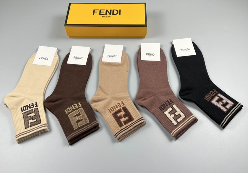 Fendi socks (7)