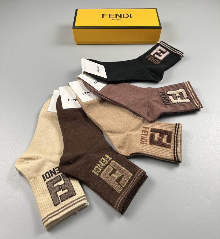 Fendi socks (8)