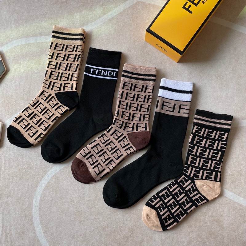 Fendi socks  (1)
