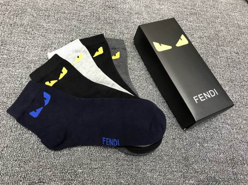 Fendi socks  (2)