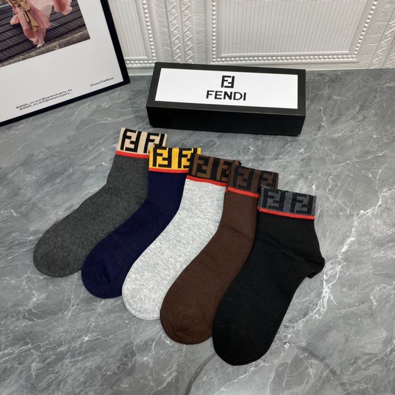 Fendi socks  (2)