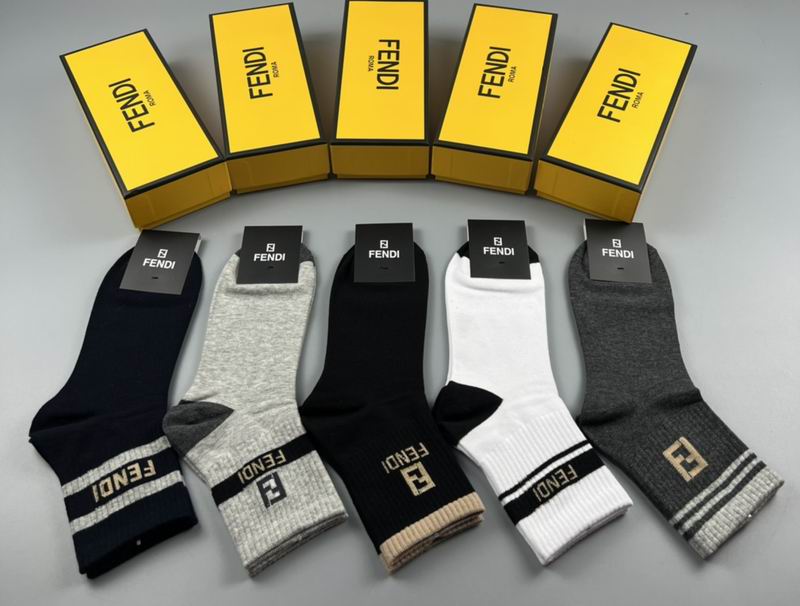 Fendi socks  (2)