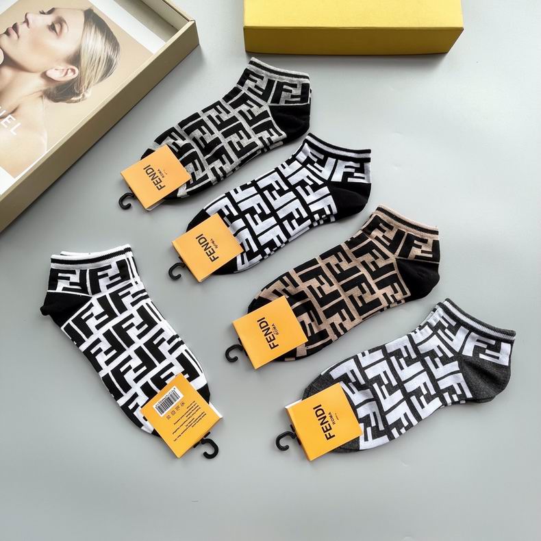 Fendi socks  (2)