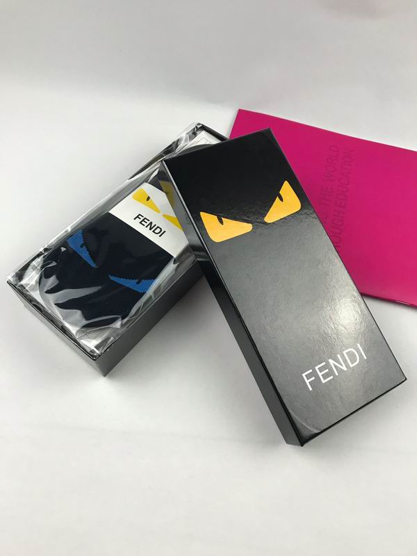 Fendi socks  (2)