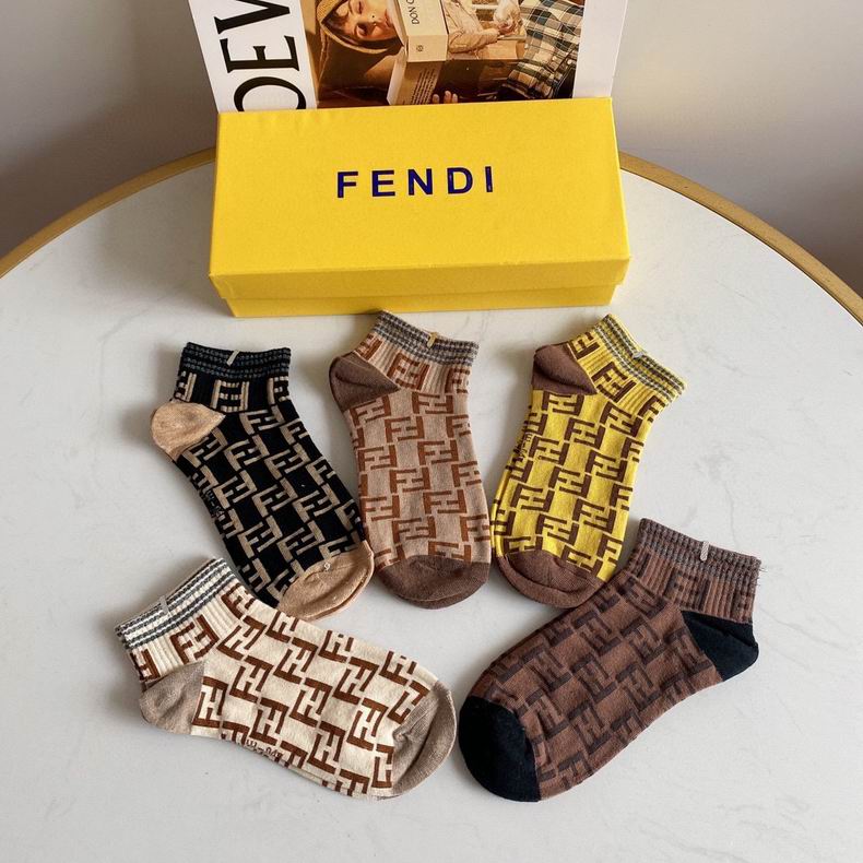 Fendi socks  (2)