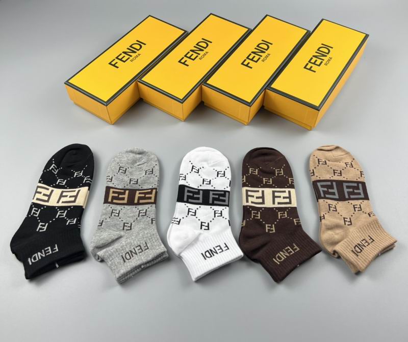 Fendi socks  (2)